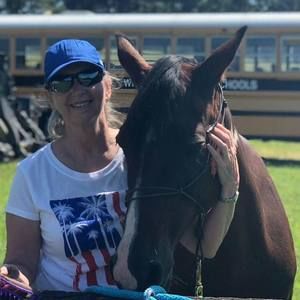 Meet your Posher, Carolyn